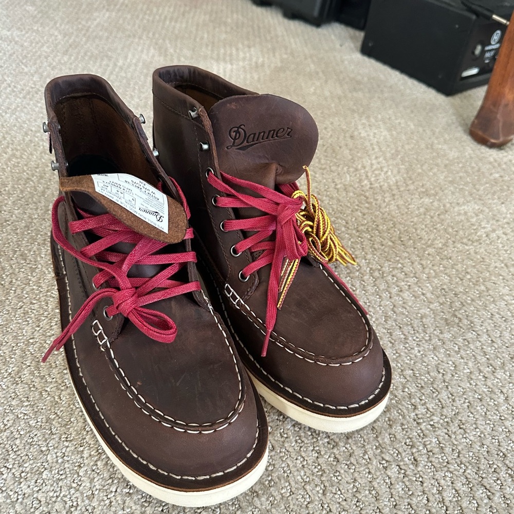 Danner women’s dark brown boots